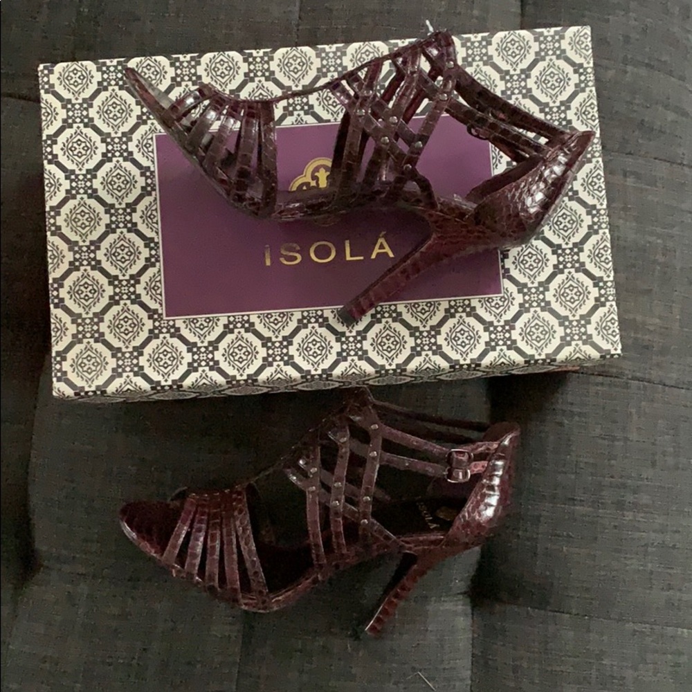 Isola Benne Red Snake Strappy Heels Size 7.5 M